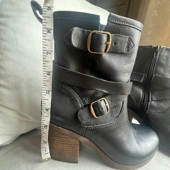 Lucky Brand Black Leather Boots-Size 8.5M EUC - Picture 8 of 8